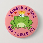 私はバレンタインデーのカエルに接吻しました 缶バッジ (正面)
