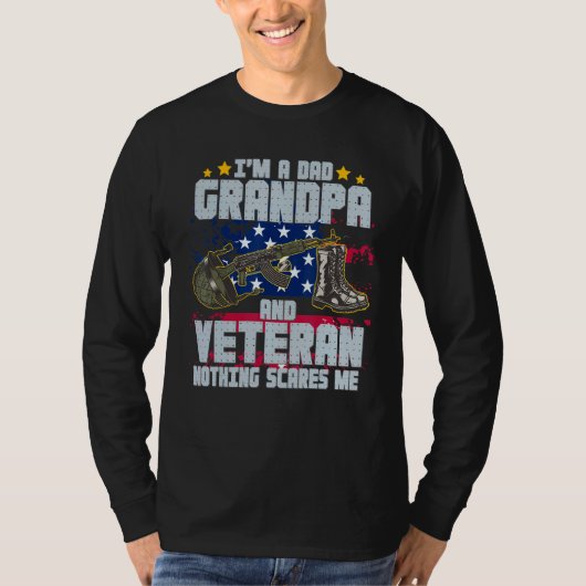 私はパパおじいちゃん退役軍人何も怖くない Tシャツ (正面)