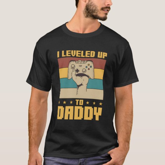 私はパパの妊娠の発表にレベルアップ Tシャツ (正面)