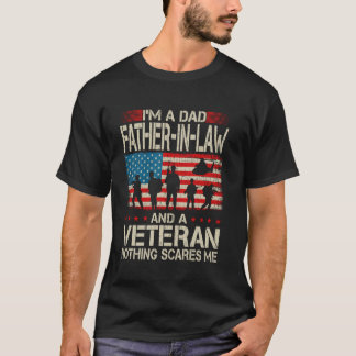 私はパパ義父で退役軍人おじいちゃん父だ Tシャツ
