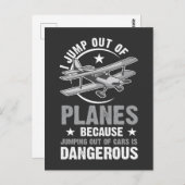私はパラシュートスカイダイビングユーモア飛行機から飛び出す ポストカード (正面/裏面)