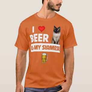 私はビールとシャム猫好きのKitten Drinki Tシャツ