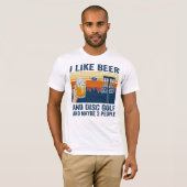 私はビールとディスクゴルフが好きで、3人くらいかな Tシャツ (正面フル)