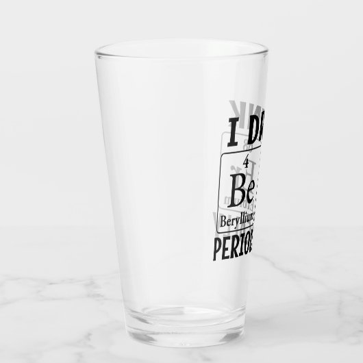 私はビールを定期的に飲むグラス杯を飲む タンブラーグラス (右)