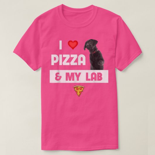私はピザと私のブラックラボドッグペパローニチーズが大好き Tシャツ (デザイン正面)