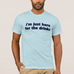 私はピザのためにちょうどここにいます Tシャツ