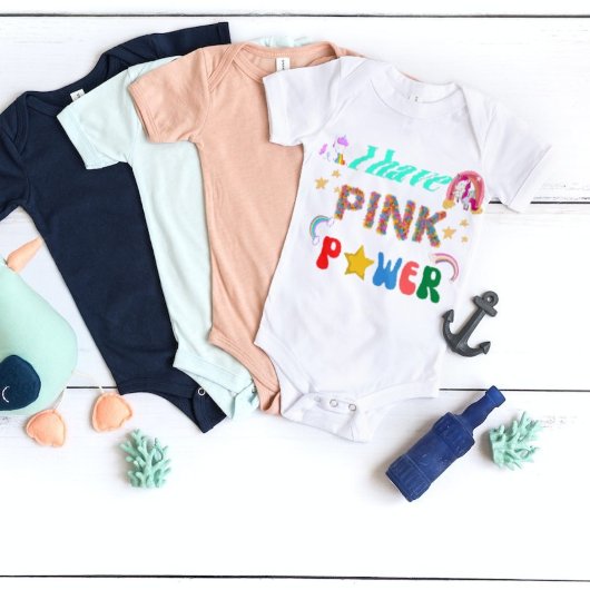 私はピンクのパワーのユニコーン虹のカラフルベビー ベビーボディスーツ