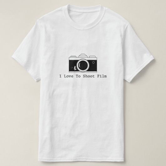 私はフィルムを撃つことを愛します Tシャツ (デザイン正面)