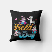 私はフィールドの日の魔法のユニコーンプレイインのためにここにいる クッション (裏面)