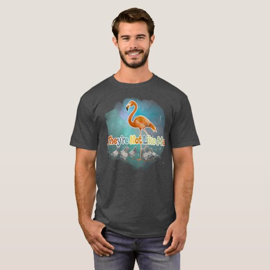 私はフラミンゴが好き -私たち違うもんね  Tシャツ (正面フル)