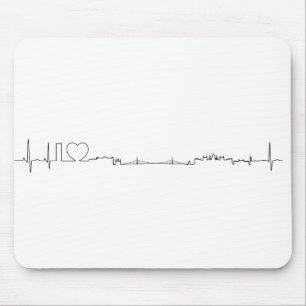 私はブダペスト(ecgのスタイル)の記念品を愛します マウスパッド