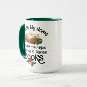 私はブレンダK Davies Booksのページの間に住んでいる マグカップ (正面左)