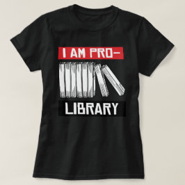 私はプロの図書館だ Tシャツ