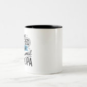 私はプロフェッショナル退職したのおじいちゃんじゃない ツートーンマグカップ (中央)