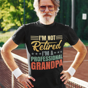 私はプロフェッショナル退職したのおじいちゃんの男性ではない Tシャツ