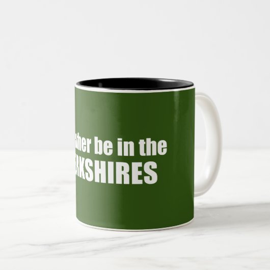 私はベルクシャーの中にいる方がいい ツートーンマグカップ (正面右)