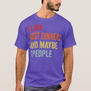 私はホストディナーが好きかもしれない3人 Tシャツ