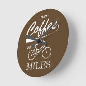 私はマイルにコーヒーを回します ラウンド壁時計 (傾斜)