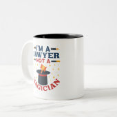 私はマジシャンではない弁護士だ ツートーンマグカップ (正面左)