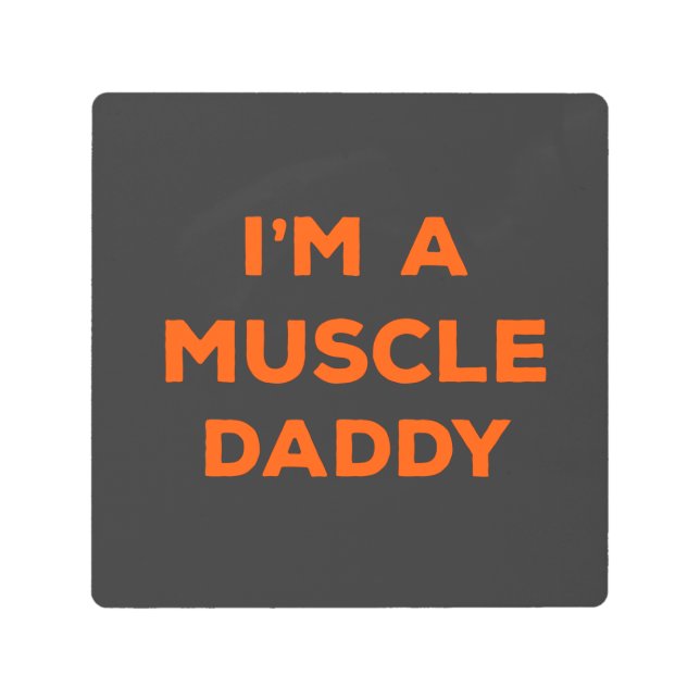 私はマッスルダディ袖なしシャツ装飾用クッション メタルプリント (正面)