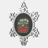 私はマ走チャとクリスマスの応援の緑の飲み物 スノーフレークピューターオーナメント (右)