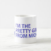 私はミシガン州からのかわいらしい女の子です コーヒーマグカップ (中央)