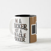 私はミラクル・ワーカーマグではないトラック運転手だ ツートーンマグカップ (正面左)