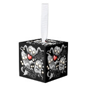 私はモンスターが人々の最低原因 キューブオーナメント (正面アングル)