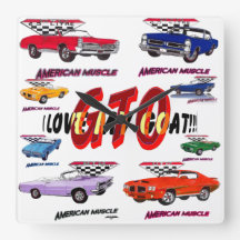 私はヤギの壁時計が大好き