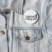 私はユダヤ人のお母さん-ユダヤ人のユーモア--を生き延びました 缶バッジ (インサイチュ)