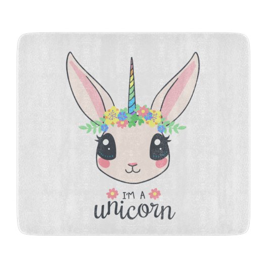 私はユニコーン・バニー（女の子にはかわいいアート）だ カッティングボード (正面)