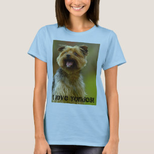 私はヨークシャーテリアを愛します! Tシャツ