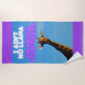 私はラマではない、私はあなたのドラマのキリンより上にいる ビーチタオル (正面)