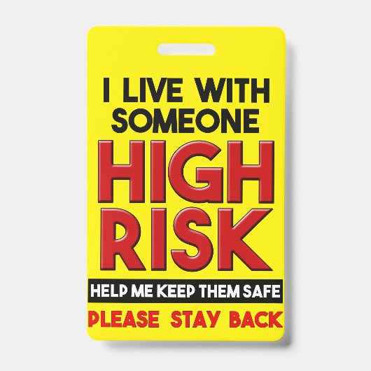 私はリスクの高いバックバッジを持つ人と一緒に住んでいる バッジ (表面)