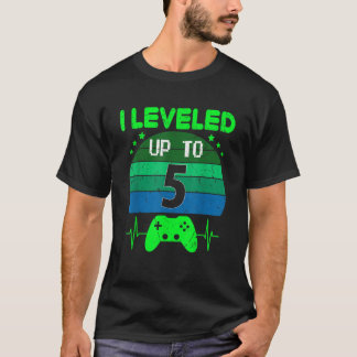 私はレベルまで5誕生日ギフトビデオゲーム5年 Tシャツ