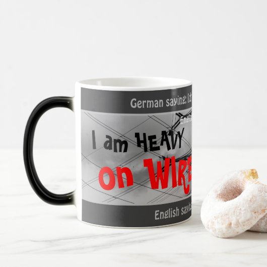私はワイヤーに重い – 間抜け transl.ドイツ語! モーフィングマグカップ (ドーナツ)