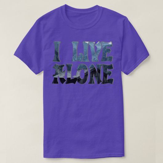 私は一人で暮らしている Tシャツ (デザイン正面)