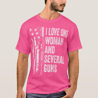 私は一人の女性と銃が大好き – 夫おもしろい Tシャツ