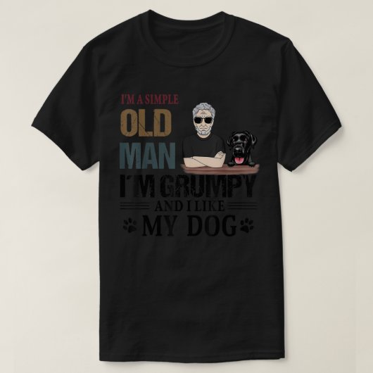 私は不機嫌シンプルなの老人で、犬が好きです  Tシャツ (デザイン正面)