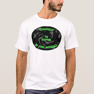 私は中間にあります Tシャツ