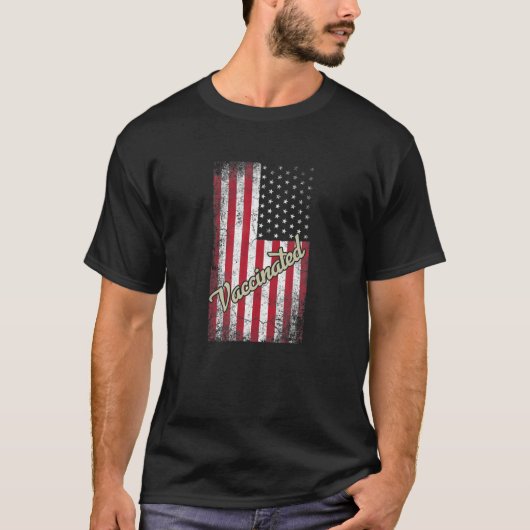 私は予防接種された愛国的なアメリカ国旗として識別4 Tシャツ (正面)