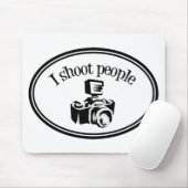 私は人々のレトロのカメラマンのカメラB&Wを撃ちます マウスパッド (マウス)