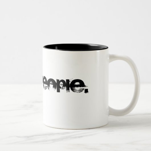 私は人々を憎みます。 マグ (右)