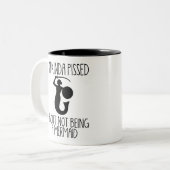 私は人魚ではないことに腹が立った ツートーンマグカップ (正面左)