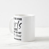 私は他の女の子と違って不安障害で苛立ってしまう コーヒーマグカップ (正面左)