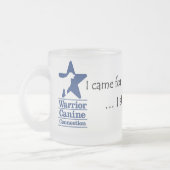 私は代表団のためにとどまりました フロストグラスマグカップ (左)