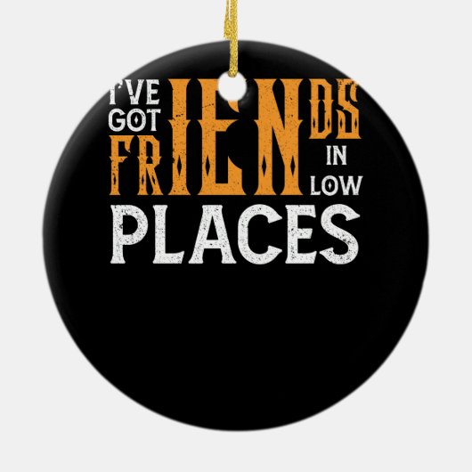 私は低い場所得で友達がいるレッドネック国 セラミックオーナメント (裏面)