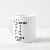 私は保育士です いつでも解決策を見つけます コーヒーマグカップ (正面左)