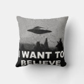 私は信じたいと思います クッション (裏面)