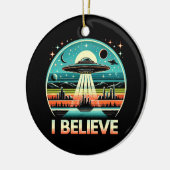 私は信じる - UFO セラミックオーナメント (左)